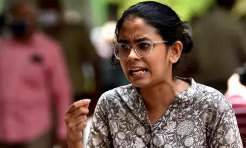 ഐഷി ഘോഷിനെതിരെ നടപടിയുണ്ടായാൽ നാലിരട്ടി ശക്തിയോടെ തിരിച്ചുവരും!; കേന്ദ്ര സർക്കാറിന് മുന്നറിയിപ്പുമായി സി.ജെ.പി
