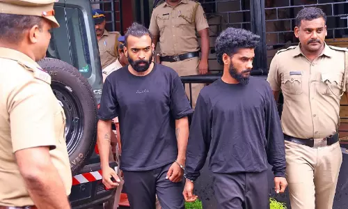 ഒളിത്താവളം ഒരുക്കിയില്ല, ഒടുവിൽ വീട് കണ്ടെത്തി കൊലപാതകം; അഖിലിനെ കൊന്നത് ‘പോസ്റ്റാ’ക്കിയതിന്‍റെ വൈരാഗ്യത്തിലെന്ന് പ്രതികൾ