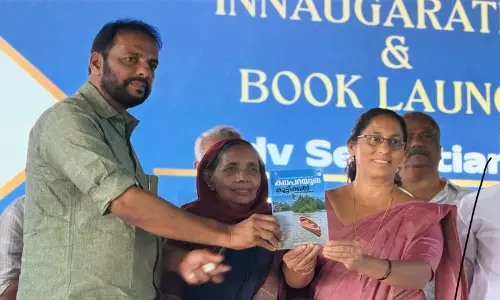കഥ പറയുന്ന കൂട്ടിക്കൽ പ്രകാശനം ചെയ്തു കഥ പറയുന്ന കൂട്ടിക്കൽ പ്രകാശനം ചെയ്തു