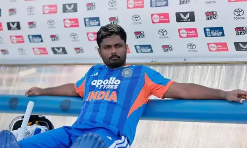 മത്സരിക്കേണ്ടത് സ്വന്തം ടീമംഗങ്ങളോടല്ല, എതിരാളികളോട്; തന്റെ നിലപാട് വീണ്ടും വ്യക്തമാക്കി സഞ്ജു സാംസൺ
