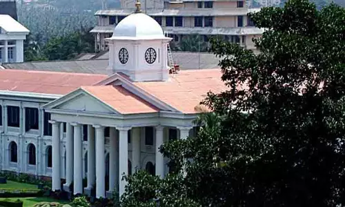 ഖ​ജ​നാ​വ് ചോ​ർ​ച്ച ത​ട​യാൻ അ​ഞ്ചിന ഭ​ര​ണ​പ​രി​ഷ്​​കാരം
