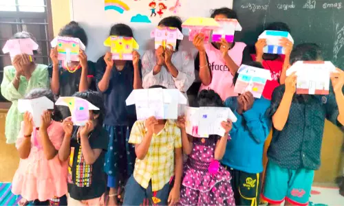 നോ​വോ​ർ​മ​ക​ളേ ഇരുളിൽ മായൂ; അ​വ​ർ സു​ഖ​മാ​യി​രി​ക്കു​ന്നു