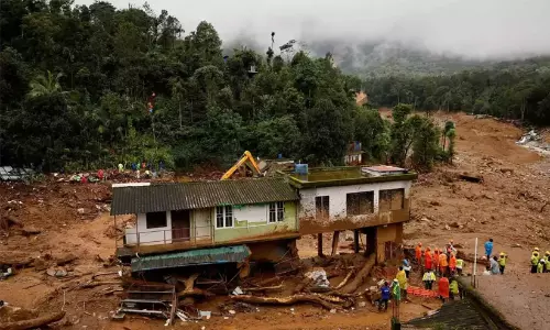 വാഗ്ദാനങ്ങളും യാഥാർഥ്യങ്ങളുമായുള്ള അകലത്തിൽ മുണ്ടക്കൈ; വയനാട് ദുരന്തത്തിന് രണ്ടാണ്ട് വാഗ്ദാനങ്ങളും യാഥാർഥ്യങ്ങളുമായുള്ള അകലത്തിൽ മുണ്ടക്കൈ; വയനാട് ദുരന്തത്തിന് രണ്ടാണ്ട്