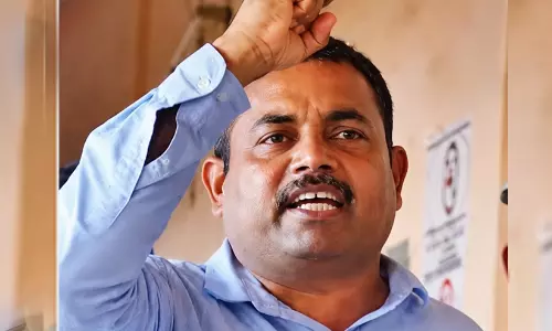 യു.എ.പി.എ ഒഴിവാക്കിയ കേസിൽ യു.ഡി.എഫ് സർക്കാർ വീണ്ടും കുരുക്ക് മുറുക്കുന്നു; ഞെട്ടിപ്പിക്കുന്ന വെളിപ്പെടുത്തലുമായി മുൻ മാവോയിസ്റ്റ് തടവുകാരൻ രൂപേഷ്