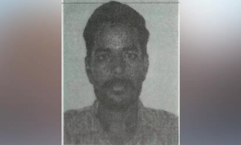അപകടത്തിൽ മരിച്ച തമിഴ്നാട് സ്വദേശിയുടെ മൃതദേഹം നജ്റാനിൽ സംസ്കരിച്ചു അപകടത്തിൽ മരിച്ച തമിഴ്നാട് സ്വദേശിയുടെ മൃതദേഹം നജ്റാനിൽ സംസ്കരിച്ചു