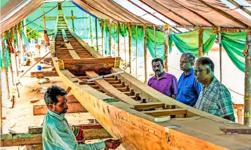 പുന്നമടയിൽ തീപടർത്താൻ ആർപ്പൂക്കര ചുണ്ടൻ പുന്നമടയിൽ തീപടർത്താൻ ആർപ്പൂക്കര ചുണ്ടൻ