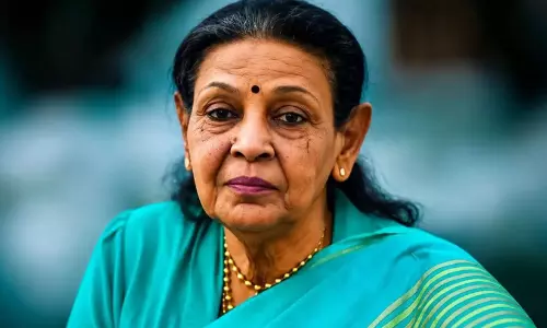 പ്രശസ്ത തെന്നിന്ത്യൻ ഗായിക ജമുന റാണി അന്തരിച്ചു പ്രശസ്ത തെന്നിന്ത്യൻ ഗായിക ജമുന റാണി അന്തരിച്ചു