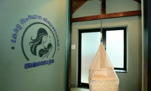 പശ്ചാത്താപം, മാനസിക സമ്മർദം; അ​മ്മ​ത്തൊ​ട്ടി​ലി​ൽ ഉ​പേ​ക്ഷി​ച്ച കു​ഞ്ഞി​നെ ഡി.എന്‍.എ പരിശോധനയിലൂടെ തിരികെ നേടി യുവതി