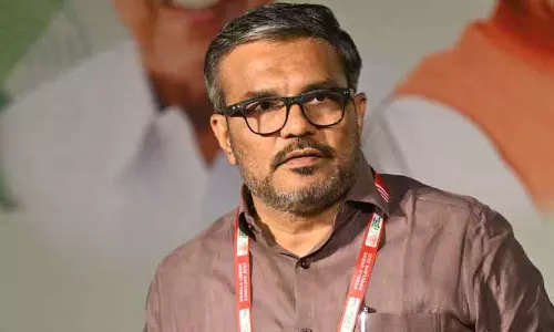 അറബിക്കടൽ വറ്റിയിട്ടില്ല ലീഗുകാരേ, രണ്ട് ഓപ്ഷനുണ്ട്. പി.എം ശ്രീ അറബിക്കടലിലെറിയാം, അല്ലെങ്കിൽ സ്വയം പോയി ചാടാം; പരിഹാസവുമായി എം.ബി. രാജേഷ്