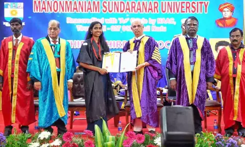 ഒറ്റമുറി ഷെഡ്ഡിൽ നിന്ന് ഒന്നാം റാങ്കിലേക്ക്; പ്രതിസന്ധികളിൽ പോരാടി അനീഷയുടെ ചരിത്ര നേട്ടം