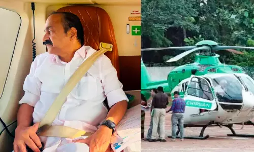 ഹെലികോപ്റ്റർ യാത്ര ഭാര്യാപിതാവിനെ സന്ദർശിക്കാൻ മുഖ്യമന്ത്രിക്കെതിരെ വിമർശനവുമായി പ്രതിപക്ഷം