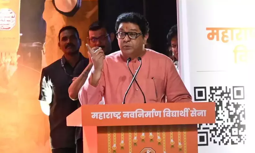 ക്ഷേത്രങ്ങൾ പോലും സുരക്ഷിതമല്ല, സിദ്ധിവിനായക ക്ഷേത്രത്തിൽ മോഷണം പോയത് 18 കോടി രൂപ!; ഗുരുതര ആരോപണവുമായി രാജ് താക്കറെ ക്ഷേത്രങ്ങൾ പോലും സുരക്ഷിതമല്ല, സിദ്ധിവിനായക ക്ഷേത്രത്തിൽ മോഷണം പോയത് 18 കോടി രൂപ!; ഗുരുതര ആരോപണവുമായി രാജ് താക്കറെ