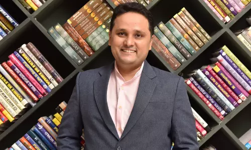 വിയോജിപ്പുകൾ ആകാം, പക്ഷേ ഭരണഘടനയുടെ അതിരുകൾ കടക്കരുത്; ജെൻ സി പ്രക്ഷോഭങ്ങളെക്കുറിച്ച് എഴുത്തുകാരൻ അമീഷ് തൃപാഠി വിയോജിപ്പുകൾ ആകാം, പക്ഷേ ഭരണഘടനയുടെ അതിരുകൾ കടക്കരുത്; ജെൻ സി പ്രക്ഷോഭങ്ങളെക്കുറിച്ച് എഴുത്തുകാരൻ അമീഷ് തൃപാഠി