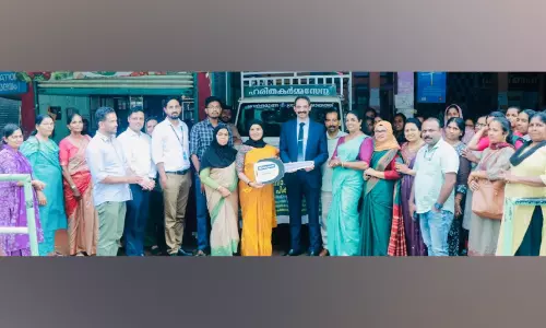 ഹരിതകർമ സേനക്ക് വാഹനം നൽകി