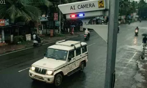 വിജിലൻസ്, ഉദ്യോഗസ്ഥരെ നിരീക്ഷിക്കും ക്യാമറ, വിജിലൻസിനെ നിരീക്ഷിക്കും; നിയമ ലംഘനം മാത്രമല്ല വിജിലൻസിനെയും എ.ഐ. ക്യാമറയിൽ നിരീക്ഷിക്കുന്നതായി സംശയം