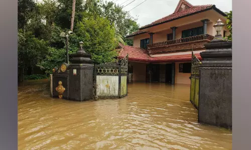 ചെങ്ങന്നൂർ താലൂക്കിൽ 114 കുടുംബങ്ങളെ മാറ്റിപ്പാർപ്പിച്ചു ചെങ്ങന്നൂർ താലൂക്കിൽ 114 കുടുംബങ്ങളെ മാറ്റിപ്പാർപ്പിച്ചു