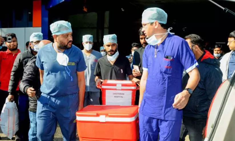 ഇന്ത്യയിൽ അവയവമാറ്റ ശസ്ത്രക്രിയ 20,000 കടന്നു; ജീവിച്ചിരിക്കുന്ന ദാതാക്കളിൽനിന്നുള്ള അവയവമാറ്റത്തിൽ ലോകത്ത് ഒന്നാമത് ഇന്ത്യയിൽ അവയവമാറ്റ ശസ്ത്രക്രിയ 20,000 കടന്നു; ജീവിച്ചിരിക്കുന്ന ദാതാക്കളിൽനിന്നുള്ള അവയവമാറ്റത്തിൽ ലോകത്ത് ഒന്നാമത്