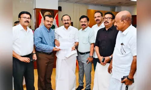 പ്രവാസി ക്ഷേമത്തിനും പുനരധിവാസത്തിനുമായി മുഖ്യമന്ത്രിക്ക് ഒ.ഐ.സി.സി നിവേദനം നൽകി