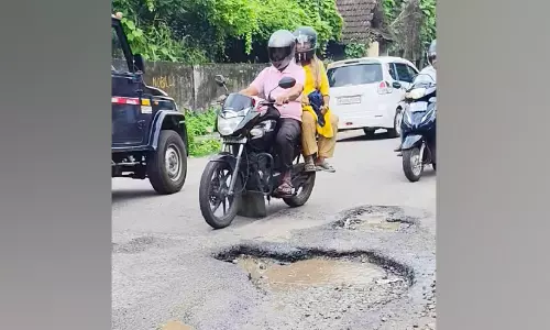 നാലുദിവസം, 16 അപകടങ്ങൾ; മരണക്കെണിയൊരുക്കി കൊല്ലങ്കോട് ടൗൺ നാലുദിവസം, 16 അപകടങ്ങൾ; മരണക്കെണിയൊരുക്കി കൊല്ലങ്കോട് ടൗൺ