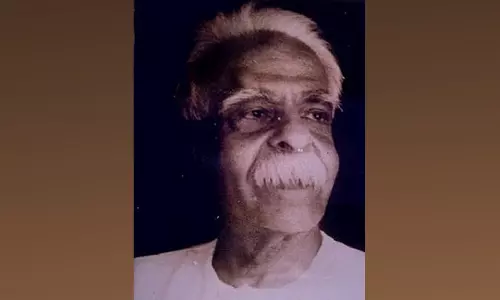 ഭരിക്കാൻ ട്രസ്റ്റും കമ്മിറ്റിയും; ചിറകറ്റ് രാഷ്ട്രകവിയുടെ ‘ഗിളിവിണ്ടു’