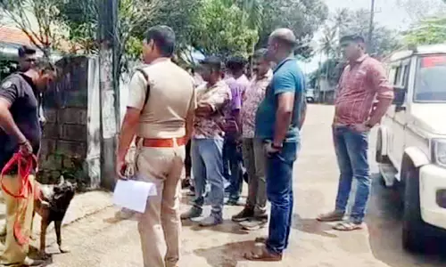 വർക്കലയിൽ വീട് കുത്തിത്തുറന്ന് 10 പവൻ സ്വർണം കവർന്നു