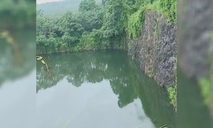 ദുരന്തങ്ങള് ആവര്ത്തിക്കുമ്പോഴും പഠിക്കാതെ ഉദ്യോഗസ്ഥ സംഘം, കരിങ്കല് ക്വാറിക്ക് അനുമതി നല്കാന് നീക്കം ദുരന്തങ്ങള് ആവര്ത്തിക്കുമ്പോഴും പഠിക്കാതെ ഉദ്യോഗസ്ഥ സംഘം, കരിങ്കല് ക്വാറിക്ക് അനുമതി നല്കാന് നീക്കം