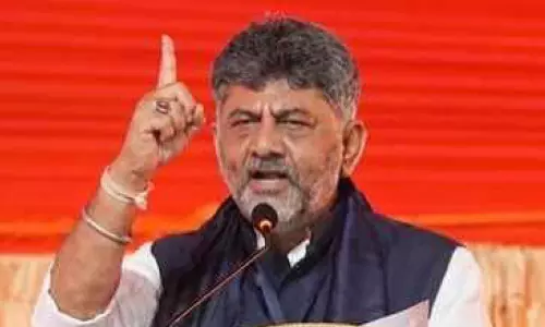 പാർട്ടികൾ രാഷ്ട്രീയ നേട്ടത്തിനായി ഹിന്ദുമതത്തെ ഉപയോഗിക്കുന്നു -മുഖ്യമന്ത്രി