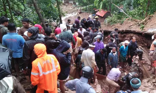 ആഗസ്ത് 8:  ഉരുൾ ദുരന്തത്തിന്റെ  സ്മരണയിൽ വിലങ്ങാട്