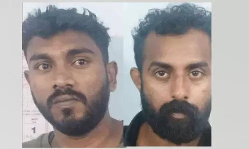മദ്യം വാങ്ങി നൽകാത്തതിന് യുവാവിനെ കുത്തി; രണ്ടുപേർ പിടിയിൽ മദ്യം വാങ്ങി നൽകാത്തതിന് യുവാവിനെ കുത്തി; രണ്ടുപേർ പിടിയിൽ