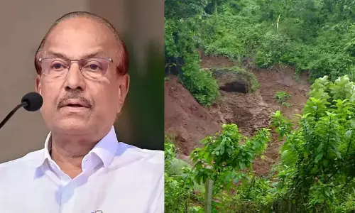 പാണക്കാട്ട് മണ്ണിടിച്ചിൽ; അനധികൃത പാറ പൊട്ടിക്കലാണ് ദുരന്തത്തിന് കാരണം -മന്ത്രി പി.കെ. കുഞ്ഞാലിക്കുട്ടി പാണക്കാട്ട് മണ്ണിടിച്ചിൽ; അനധികൃത പാറ പൊട്ടിക്കലാണ് ദുരന്തത്തിന് കാരണം -മന്ത്രി പി.കെ. കുഞ്ഞാലിക്കുട്ടി