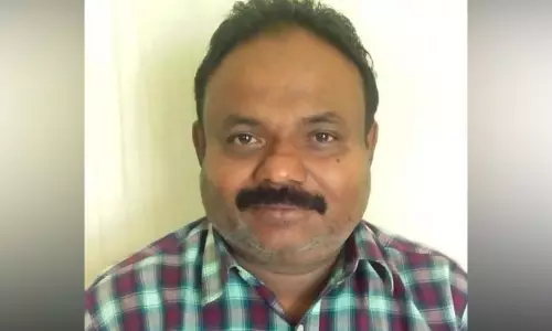 രണ്ടാഴ്ച മുമ്പ് പ്രവാസം അവസാനിപ്പിച്ച് മടങ്ങിയ നവയുഗം നേതാവ് ലാലു ശക്തികുളങ്ങര നിര്യാതനായി രണ്ടാഴ്ച മുമ്പ് പ്രവാസം അവസാനിപ്പിച്ച് മടങ്ങിയ നവയുഗം നേതാവ് ലാലു ശക്തികുളങ്ങര നിര്യാതനായി