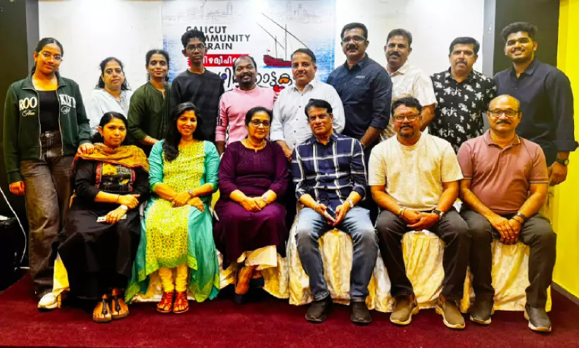 സതീഷ് കുമാറിനും കുടുംബത്തിനും യാത്രയയപ്പ് സതീഷ് കുമാറിനും കുടുംബത്തിനും യാത്രയയപ്പ്