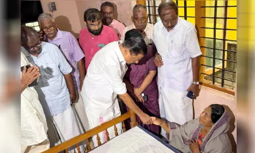 ഷിജിന്റെ കുടുംബത്തെ സന്ദർശിച്ച് ഗോവിന്ദൻ മാസ്റ്റർ