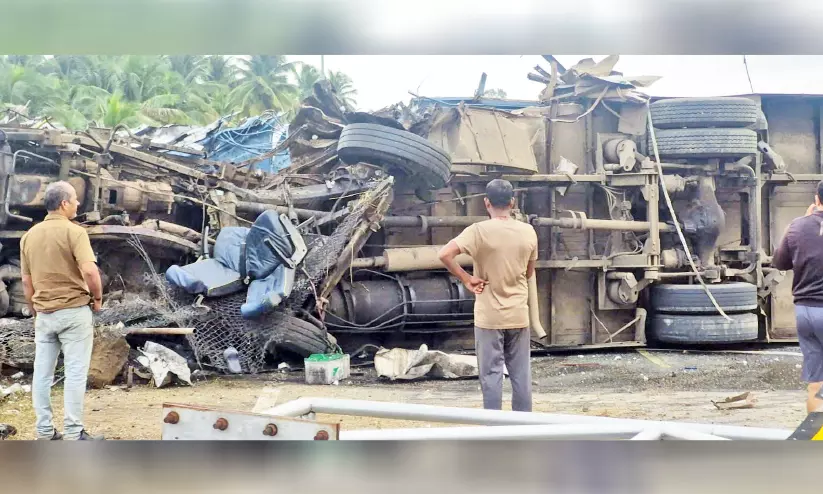 ജീവനക്കാരുടെ മരണം; ഞെട്ടലിൽ കോഴിക്കോട് കെ.എസ്.ആർ.ടി.സി ജീവനക്കാരുടെ മരണം; ഞെട്ടലിൽ കോഴിക്കോട് കെ.എസ്.ആർ.ടി.സി