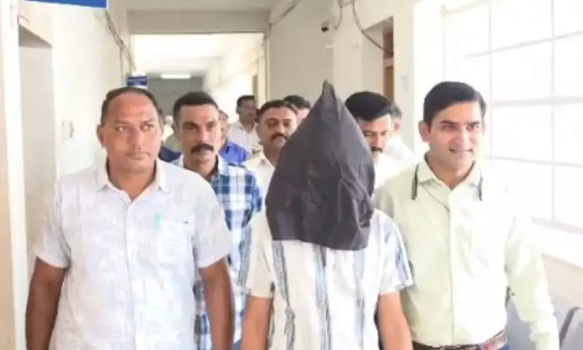 കുട്ടികളെയും യുവാക്കളെയും പീഡിപ്പിപ്പ് ദൃശ്യങ്ങൾ പകർത്തി; ഫോണിൽ നിന്ന് കണ്ടെടുത്തത് 600 വിഡിയോകൾ; പ്രതി അറസ്റ്റിൽ കുട്ടികളെയും യുവാക്കളെയും പീഡിപ്പിപ്പ് ദൃശ്യങ്ങൾ പകർത്തി; ഫോണിൽ നിന്ന് കണ്ടെടുത്തത് 600 വിഡിയോകൾ; പ്രതി അറസ്റ്റിൽ