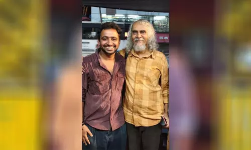 പൂഴിക്കുത്ത് ബിരിയാണിയും ജന്തർമന്തറിലെ പ്രക്ഷോഭവും പൂഴിക്കുത്ത് ബിരിയാണിയും ജന്തർമന്തറിലെ പ്രക്ഷോഭവും