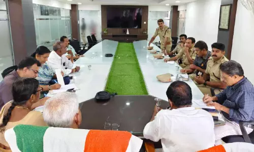 തലശ്ശേരി തലായി തുറമുഖം മദ്യം-മയക്കുമരുന്ന് വ്യാപനത്തിനെതിരെ നടപടി