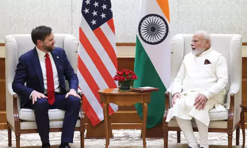JD Vans, Narendra Modi JD Vans, Narendra Modi