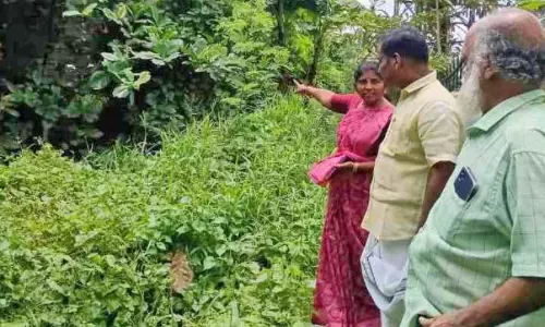 അരൂർ -കുമ്പളം പാലത്തിൽ അടിപ്പാത അത്യാവശ്യം
