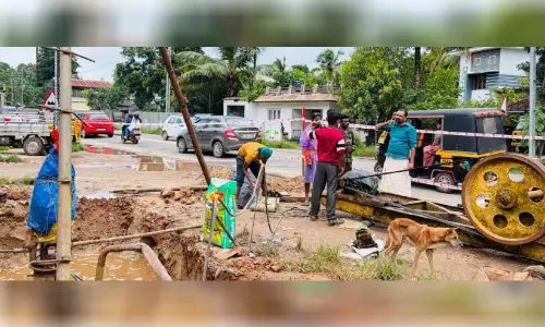 ചിറ്റുമൂല റെയിൽവേ മേൽപാലം ടെസ്റ്റ് പൈൽ നിർമാണം ആരംഭിച്ചു ചിറ്റുമൂല റെയിൽവേ മേൽപാലം ടെസ്റ്റ് പൈൽ നിർമാണം ആരംഭിച്ചു