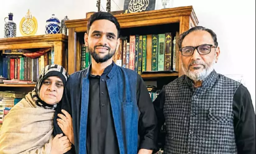 ഉമർ ഖാലിദിന്റെ ഉമ്മ എഴുതുന്നു ഉമർ ഖാലിദിന്റെ ഉമ്മ എഴുതുന്നു