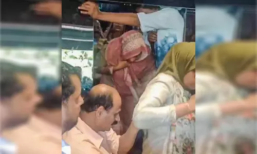 ഓവർ ലോഡായി; ലിഫ്റ്റ് ഓഫായി