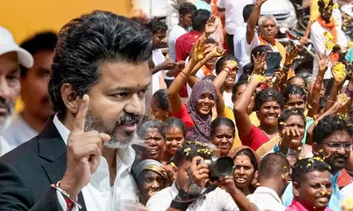 ‘ദ്രാവിഡനാട്, അവളുടെ അഴകേറും നെറ്റിയിലെ തിലകം’...എന്താണ് ‘തമിഴ് തായ് വാഴ്ത്ത്’? തമിഴ്നാടിന്റെ സംസ്ഥാന ഗാനത്തിന്റെ പ്രത്യേകതകൾ ഇവയാണ് ‘ദ്രാവിഡനാട്, അവളുടെ അഴകേറും നെറ്റിയിലെ തിലകം’...എന്താണ് ‘തമിഴ് തായ് വാഴ്ത്ത്’? തമിഴ്നാടിന്റെ സംസ്ഥാന ഗാനത്തിന്റെ പ്രത്യേകതകൾ ഇവയാണ്