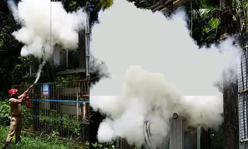 ട്രാൻസ്ഫോർമറിന് തീപിടിച്ചു ട്രാൻസ്ഫോർമറിന് തീപിടിച്ചു