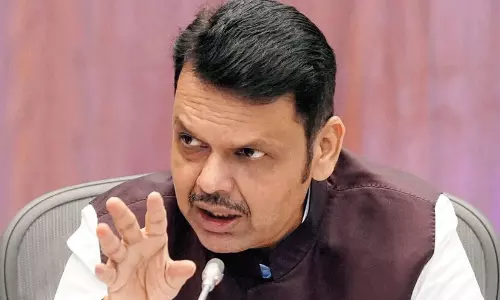 ദേവേന്ദ്ര ഫഡ്നാവിസ് ദേവേന്ദ്ര ഫഡ്നാവിസ്