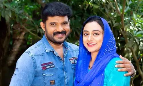 സുബര്ക്കത്തില് ഞങ്ങള് വീണ്ടും കണ്ടു മുട്ടും, ഇതിനേക്കാള് മനോഹരമായി ഞങ്ങള് അവിടെ ജീവിക്കും; നവാസിന്റെ പിറന്നാൾ ദിനത്തിൽ രഹ്ന സുബര്ക്കത്തില് ഞങ്ങള് വീണ്ടും കണ്ടു മുട്ടും, ഇതിനേക്കാള് മനോഹരമായി ഞങ്ങള് അവിടെ ജീവിക്കും; നവാസിന്റെ പിറന്നാൾ ദിനത്തിൽ രഹ്ന