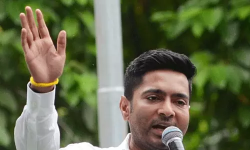 `ഇത് സംസ്ഥാനം സ്പോൺസർ ചെയ്ത ആക്രമണം, ആഭ്യന്തരമന്ത്രിയും പ്രധാനമന്ത്രിയും കൂട്ട് നിന്നു, സുവേന്ദു അധികാരി അത് നടപ്പാക്കി; മമത ബാനർജിക്കെതിരായ ആക്രമണത്തിൽ ആരോപണവുമായി അഭിഷേക് ബാനർജി `ഇത് സംസ്ഥാനം സ്പോൺസർ ചെയ്ത ആക്രമണം, ആഭ്യന്തരമന്ത്രിയും പ്രധാനമന്ത്രിയും കൂട്ട് നിന്നു, സുവേന്ദു അധികാരി അത് നടപ്പാക്കി; മമത ബാനർജിക്കെതിരായ ആക്രമണത്തിൽ ആരോപണവുമായി അഭിഷേക് ബാനർജി