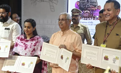 പത്മനാഭസ്വാമി ക്ഷേത്രത്തിന്‍റെ തപാൽ മുദ്ര പുറത്തിറക്കി