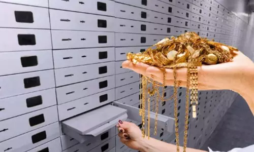 Gold worth 50 lakhs stored in bank locker goes missing Gold worth 50 lakhs stored in bank locker goes missing
