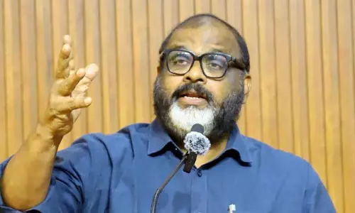 റോഡിൽ കാൽനടക്കാർക്ക് ഇനി കൂടുതൽ സുരക്ഷ; സീബ്രാ ലൈനുകൾ വീതി കൂട്ടും